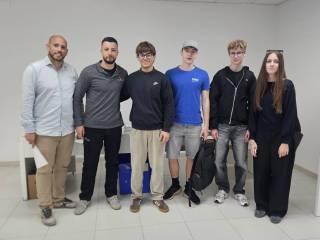 76bca6d1-1725-4a92-9edf-c25d42758a15_original